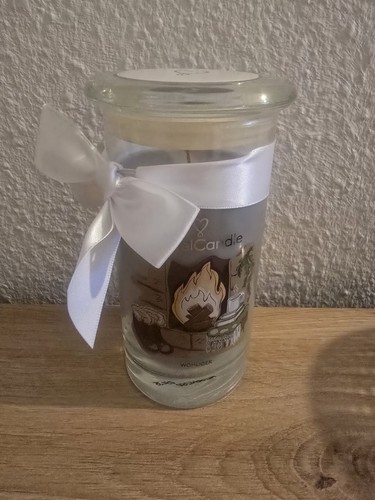 Juwelkerze mit schmuck - juwelkerze,